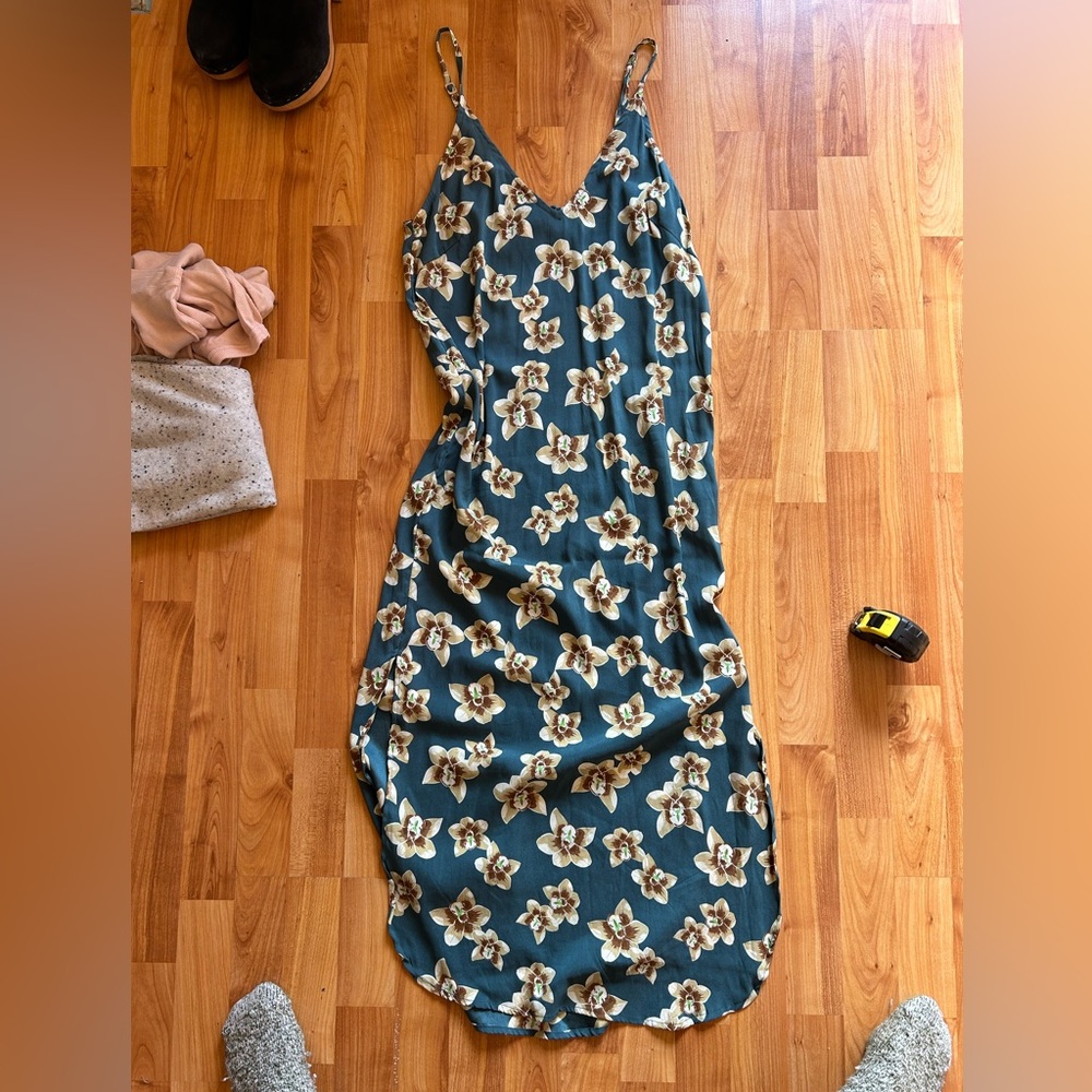 Acacia Lewis silk dress, M, tropic NWT